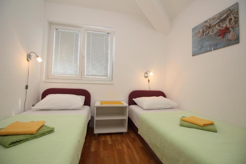 Apartmani Zec Šilo Extérieur photo