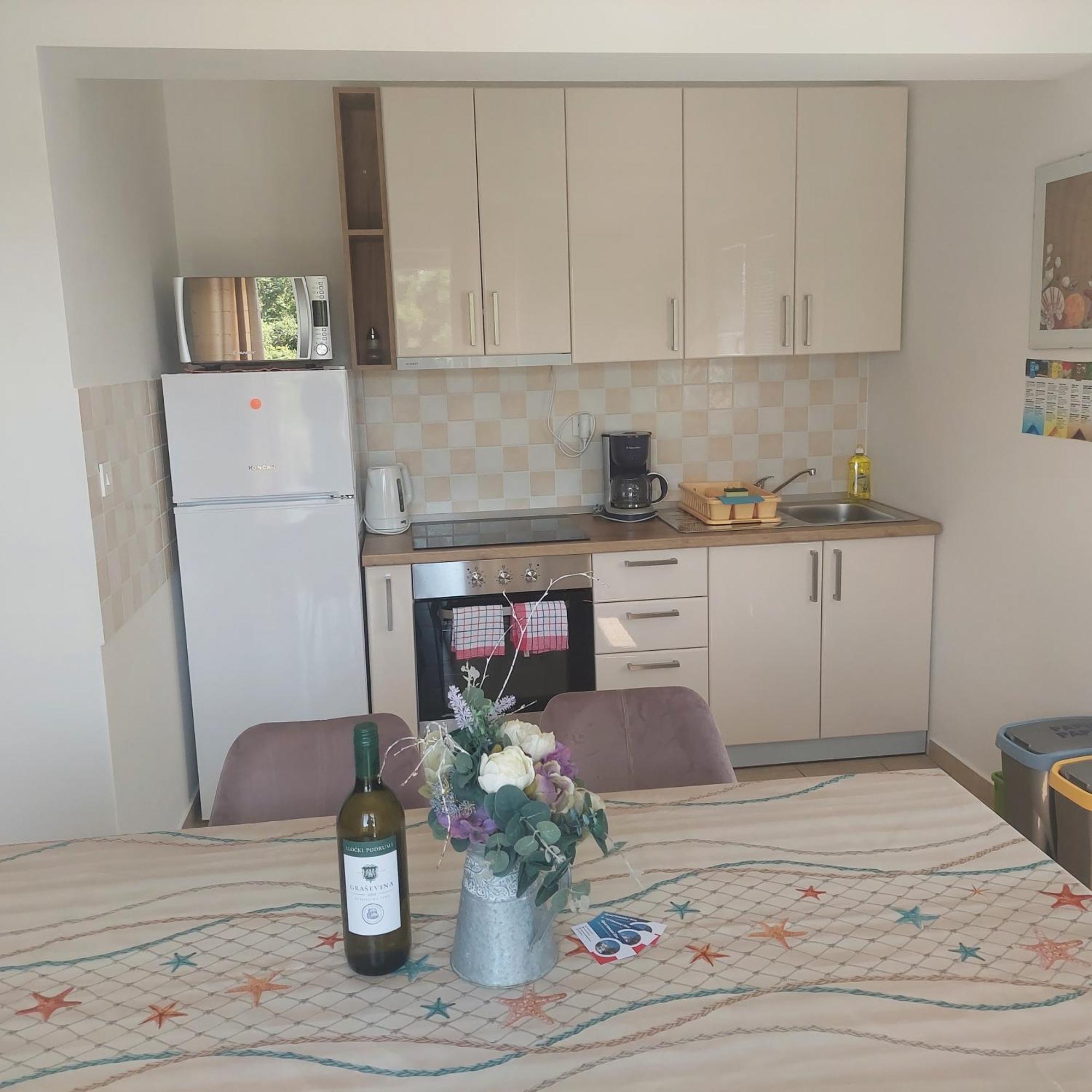 Apartmani Zec Šilo Extérieur photo