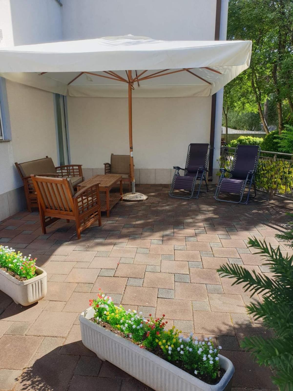 Apartmani Zec Šilo Extérieur photo